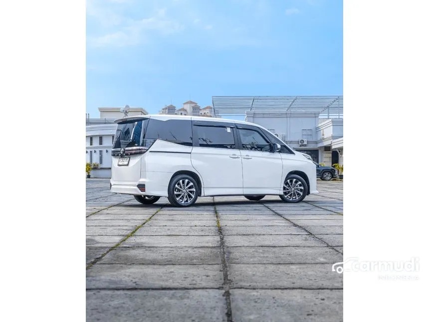 2023 Toyota Voxy (Premium Color) MPV