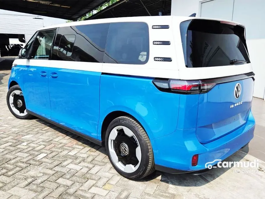 2025 Volkswagen ID. Buzz LWB Van