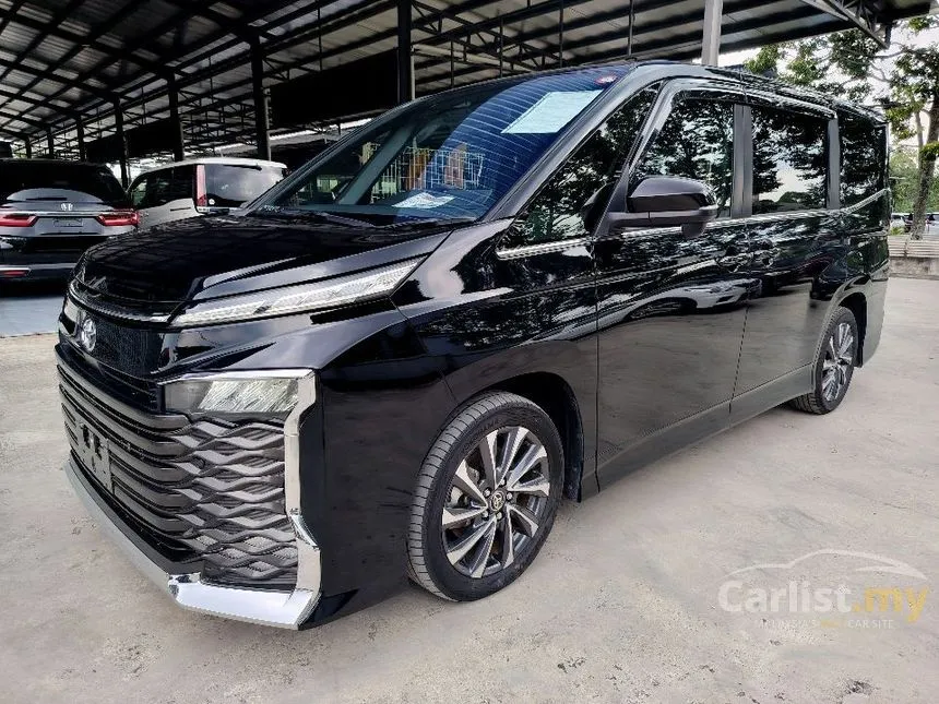 2023 Toyota Voxy S-Z MPV