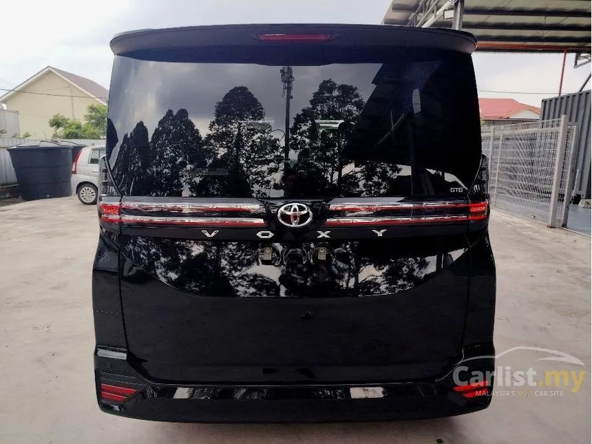 2023 Toyota Voxy S-Z MPV