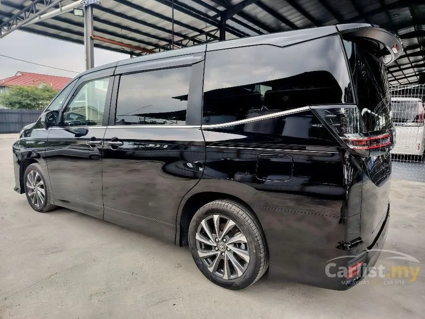 2023 Toyota Voxy S-Z MPV