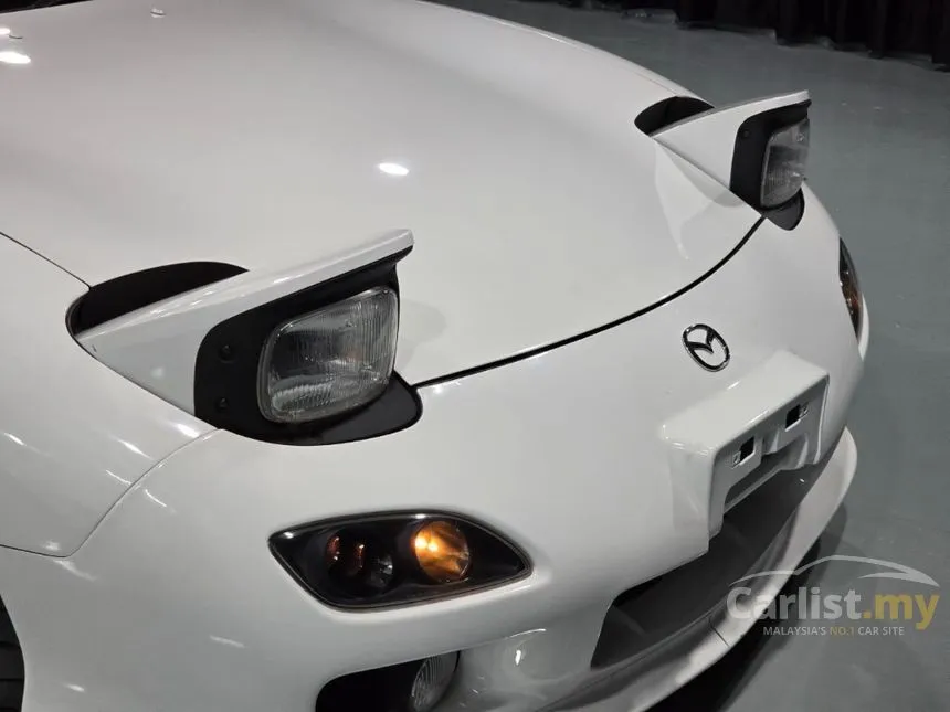 2002 Mazda RX-7 Coupe