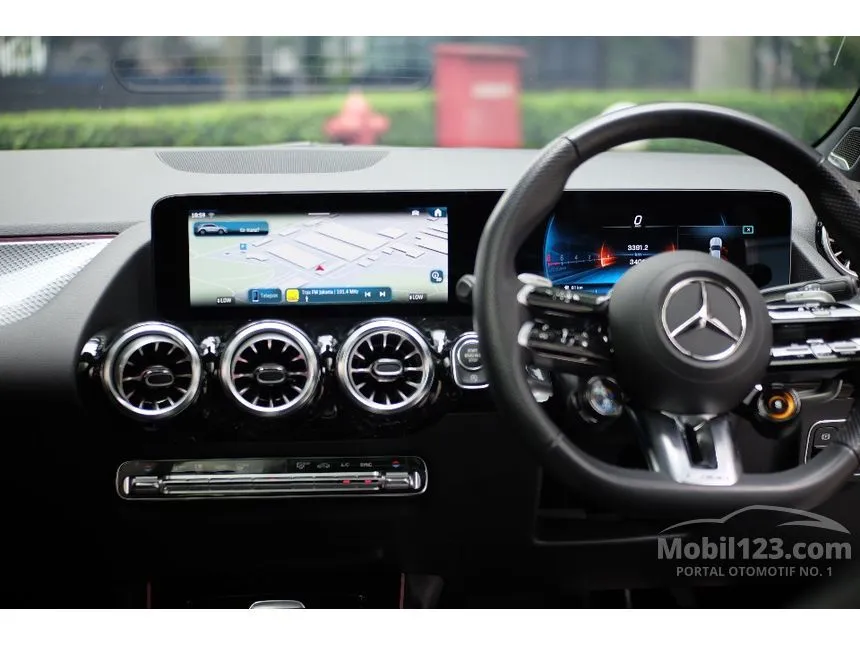 2025 Mercedes-Benz AMG GLA35 4MATIC SUV