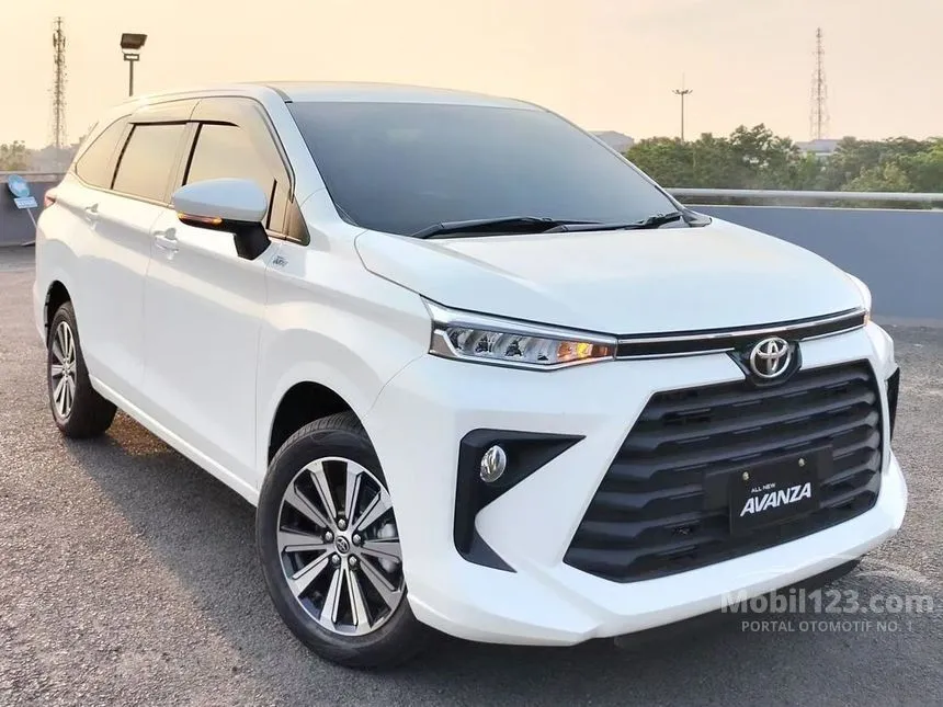 Jual Mobil Toyota Avanza 2024 G 1.5 di Jawa Barat Automatic MPV Putih Rp 229.800.000