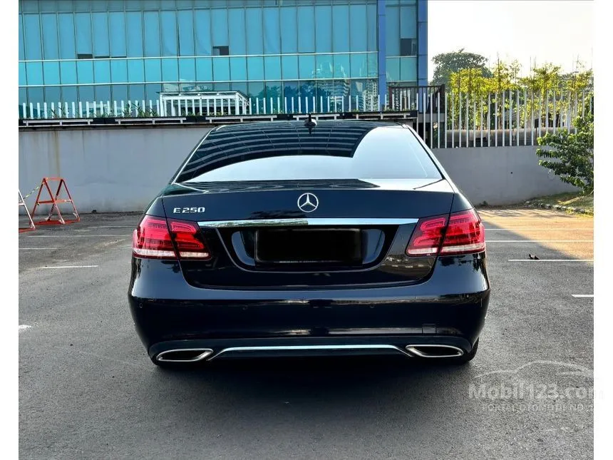 2015 Mercedes-Benz E250 Avantgarde Sedan