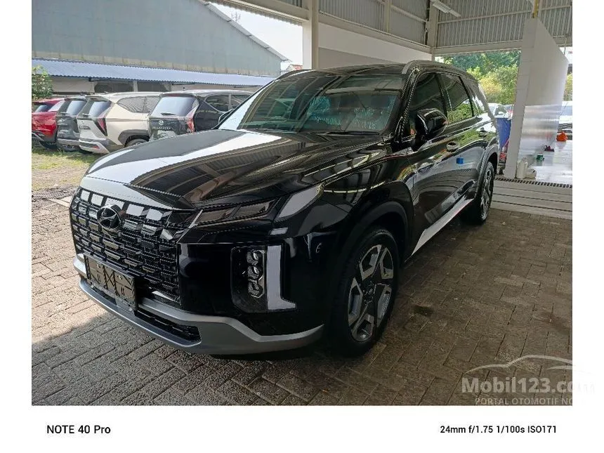 Jual Mobil Hyundai Palisade 2023 Signature 2.2 di Banten Automatic Wagon Hitam Rp 909.500.000