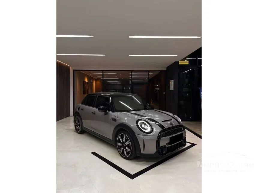 2021 MINI Cooper S 5 Door Hatchback
