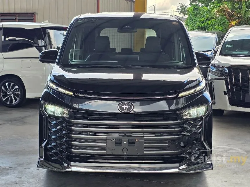 2022 Toyota Voxy S-G MPV