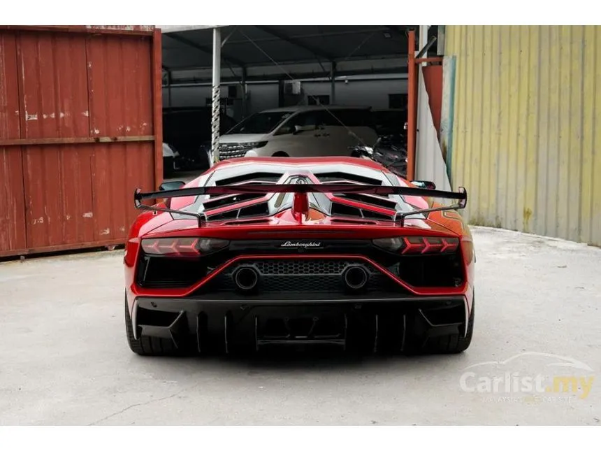2020 Lamborghini Aventador SVJ Coupe
