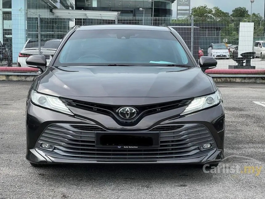 2020 Toyota Camry V Sedan