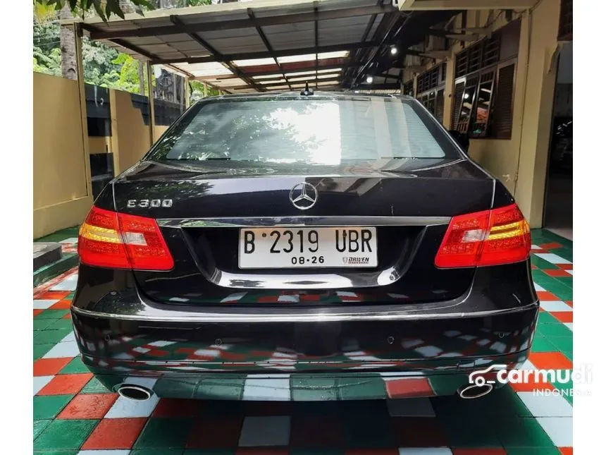 2011 Mercedes-Benz E300 Avantgarde AMG Sedan