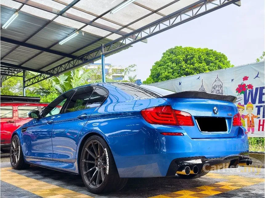 2012 BMW M5 Sedan