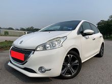 Peugeot 208 1.6 (A) 2014 Allure Hatchback Full Service Record Peugeot
