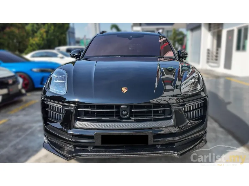2021 Porsche Macan Turbo SUV