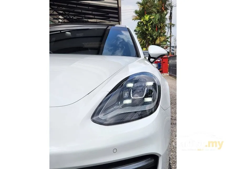 2022 Porsche Panamera Hatchback
