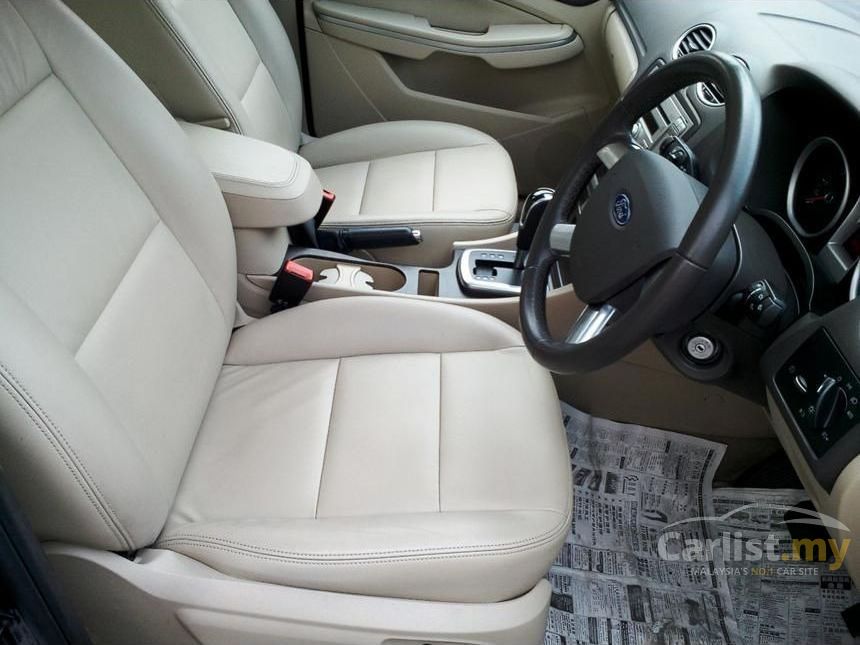 Ford Focus 2011 Ghia TDCi 2.0 in Kuala Lumpur Automatic 