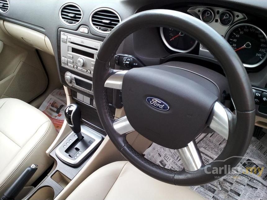 Ford Focus 2011 Ghia TDCi 2.0 in Kuala Lumpur Automatic 