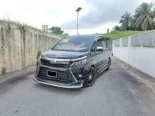 2018 Toyota Voxy 2.0 MODELLISTA MPV