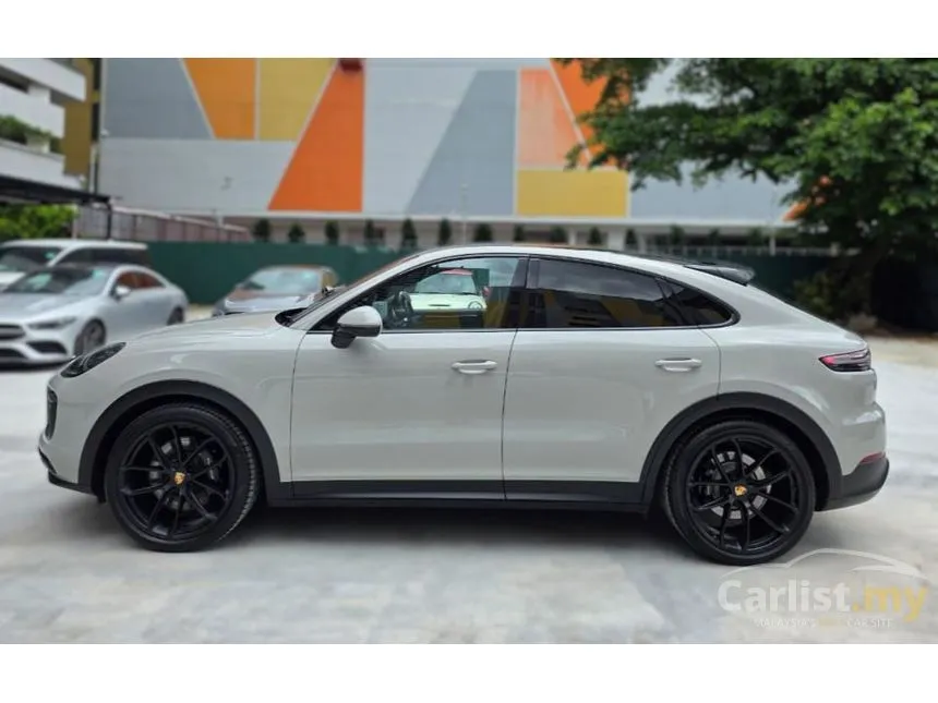 2022 Porsche Cayenne GTS Coupe