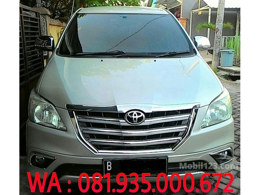 2012 Toyota Kijang Innova E MPV