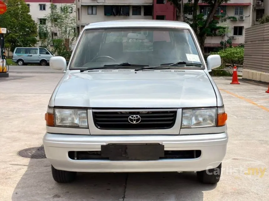 2000 Toyota Unser GLi MPV