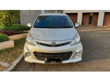 Toyota Avanza Veloz 1.5 AT - Silver - 2013 - Best Car