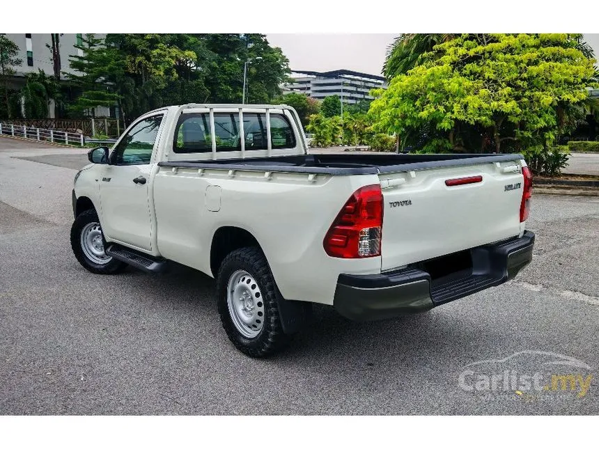 2022 Toyota Hilux Single Cab Pickup