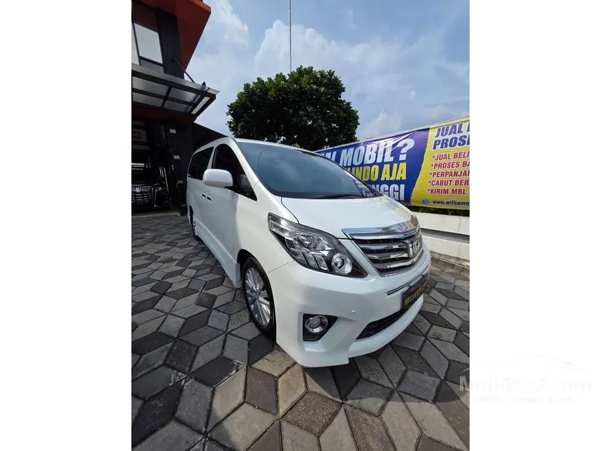 2013 Toyota Alphard SC MPV