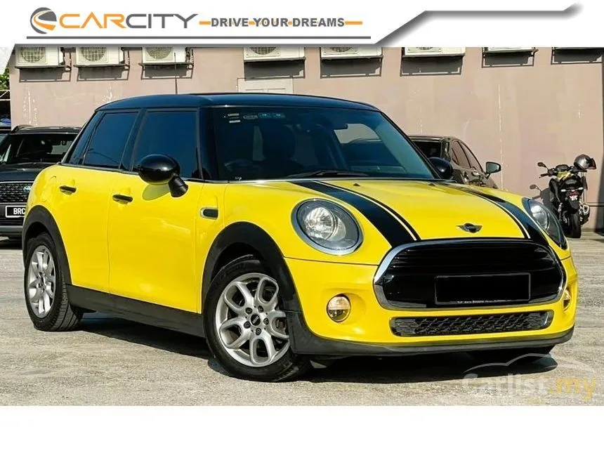2016 MINI Cooper 5 Door Hatchback