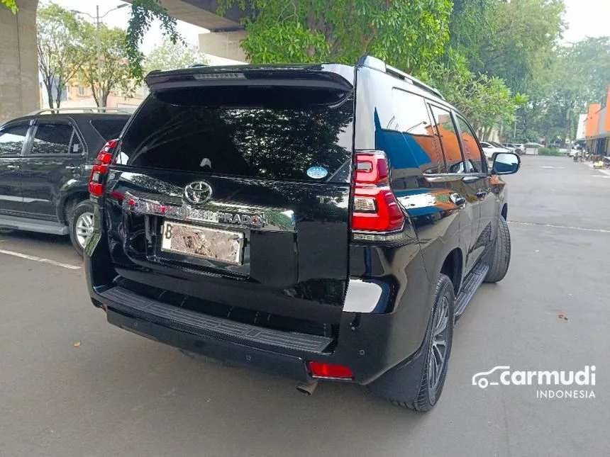 2020 Toyota Land Cruiser Prado TX SUV