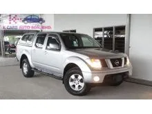Y 2011 Nissan Navara 2.5 SE (Manual) 4x4 Double Cap ( Hard Top Canopy , Genuine Mileage , Accident Free , NO Off-Rod , Good Condition )