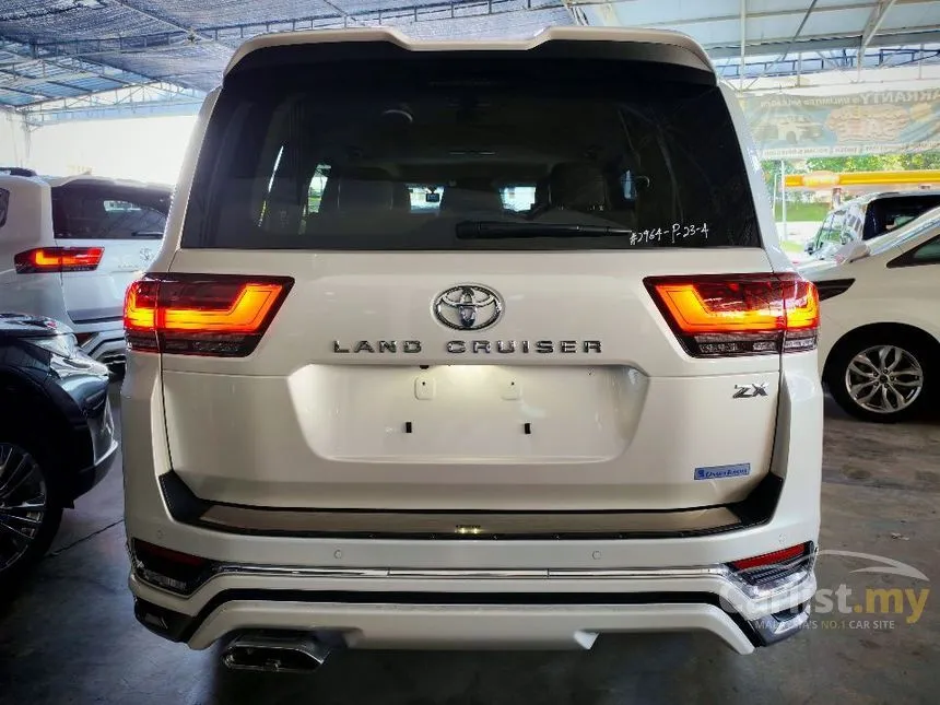 2023 Toyota Land Cruiser J300 ZX Modellista 7 Seater SUV