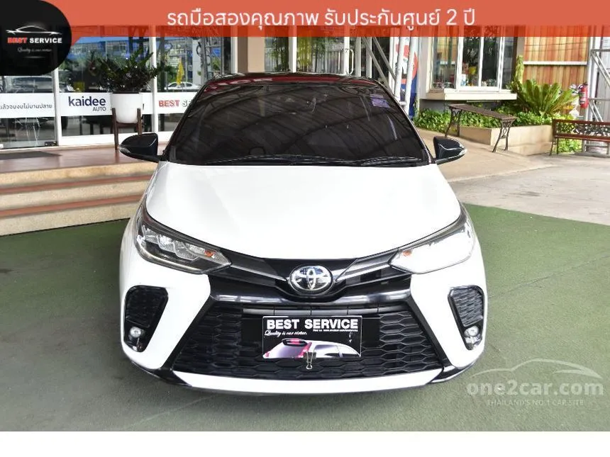 2022 Toyota YARIS Sport Premium Hatchback