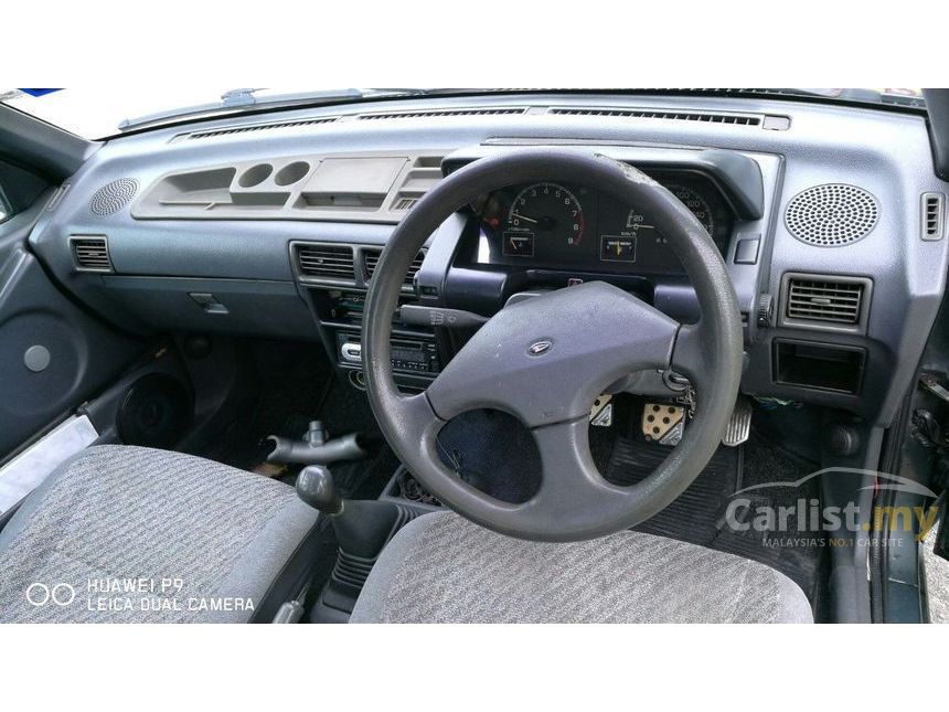 1994 Daihatsu Charade Hatchback