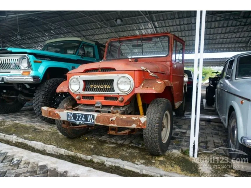 Jual Mobil Toyota Land Cruiser 1969 Canvas Top 4.2 di Jawa Timur Manual Jeep Merah Rp 108.000.000
