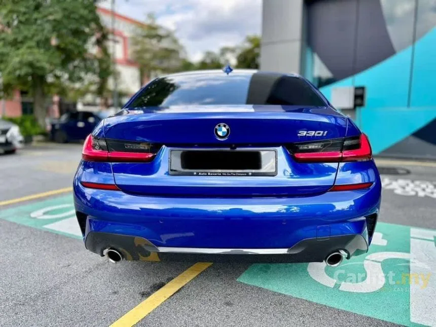 2022 BMW 330i M Sport Driving Assist Pack Sedan