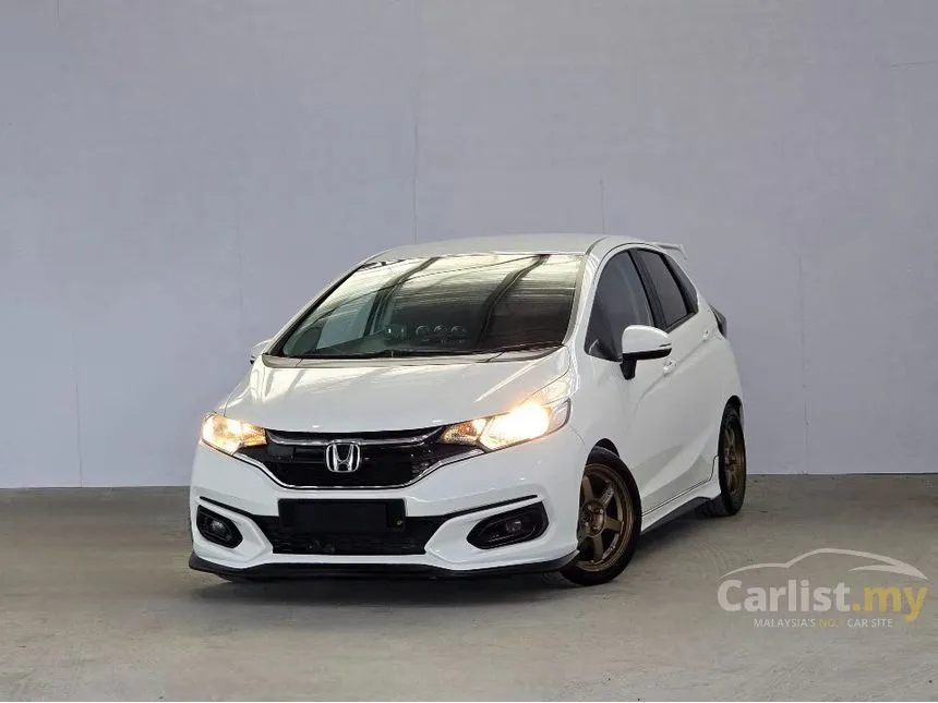 2015 Honda Jazz V Hatchback