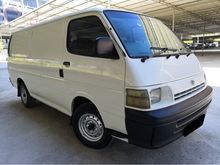 TOYOTA HIACE 2.5 MT ONE OWNER TIP TOP CONDITION
