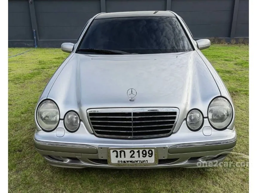 2001 Mercedes-Benz E200 Kompressor Sedan