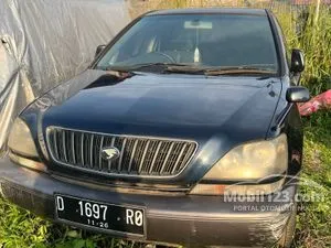 2000 Toyota Harrier 3.0 4WD SUV