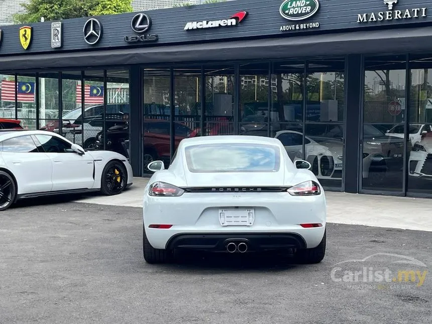 2022 Porsche 718 Cayman Coupe