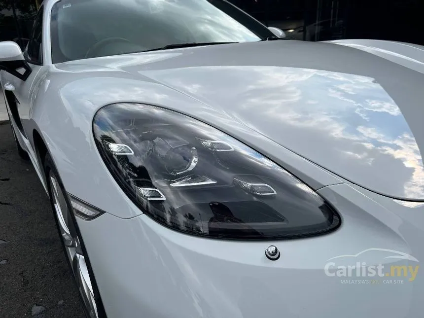 2022 Porsche 718 Cayman Coupe