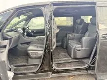 Black Leather, Roof monitor, Sunroof, DIM, HUD, 360 CAMERA, 2024 Toyota Vellfire 2.4 Z Premier MPV/ 8 year warranty