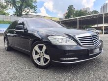 2011 Mercedes-Benz S300L 3.0 Local Sedan ** WEEKEND CAR * FULL SERVICE RECORD * TIP-TOP CONDITION **
