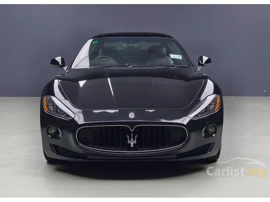 2010 Maserati GranTurismo S Coupe