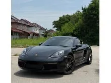 2017 Porsche 718 2.0 Cayman Coupe