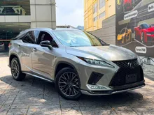 [15900KM](4.5A REPORT) LEXUS RX300 2.0 F-SPORT -AERO BODYKITS,PANORAMIC SUNROOF,RR ELECTRIC SEAT,360 CAMERA,RED&BLACK INTERIOR,HUD,BSM,LKA,POWER BOOT