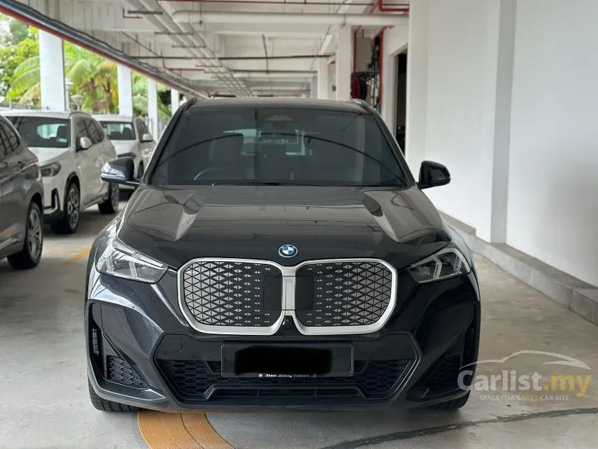 2025 BMW iX1 eDrive20 M Sport SUV