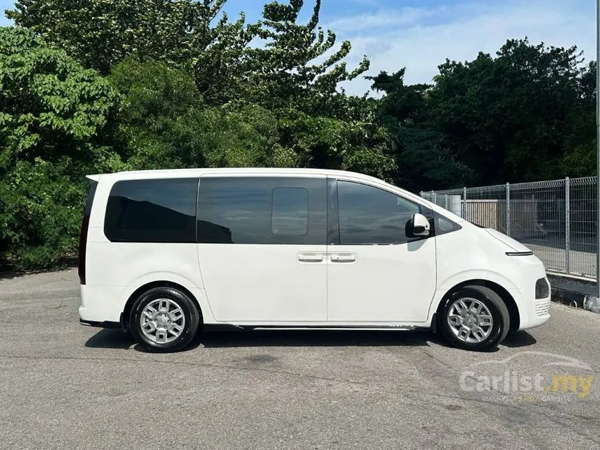 2022 Hyundai Staria Lite MPV