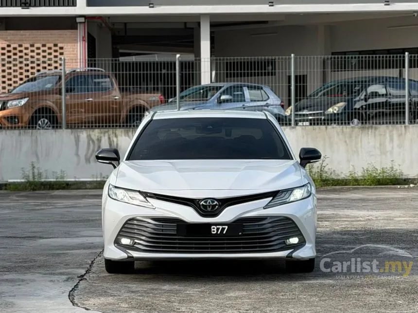 2020 Toyota Camry V Sedan